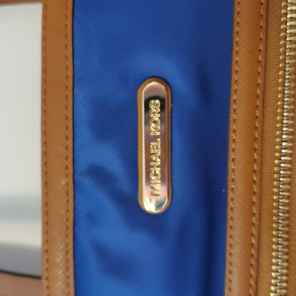 Michael Kors Jet Set Royal Blue Nylon Tote with Tan Leather Trim - Picture 5 of 8